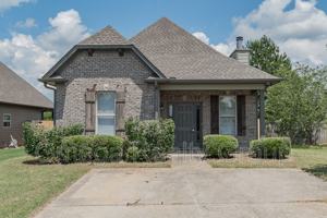 featured image of 1020 Washington Dr