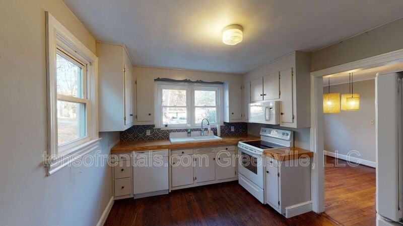 38 Waters Ave - Photo 5 of 14