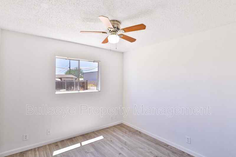 1417 E Southern Ave #1 - Photo 4 of 18