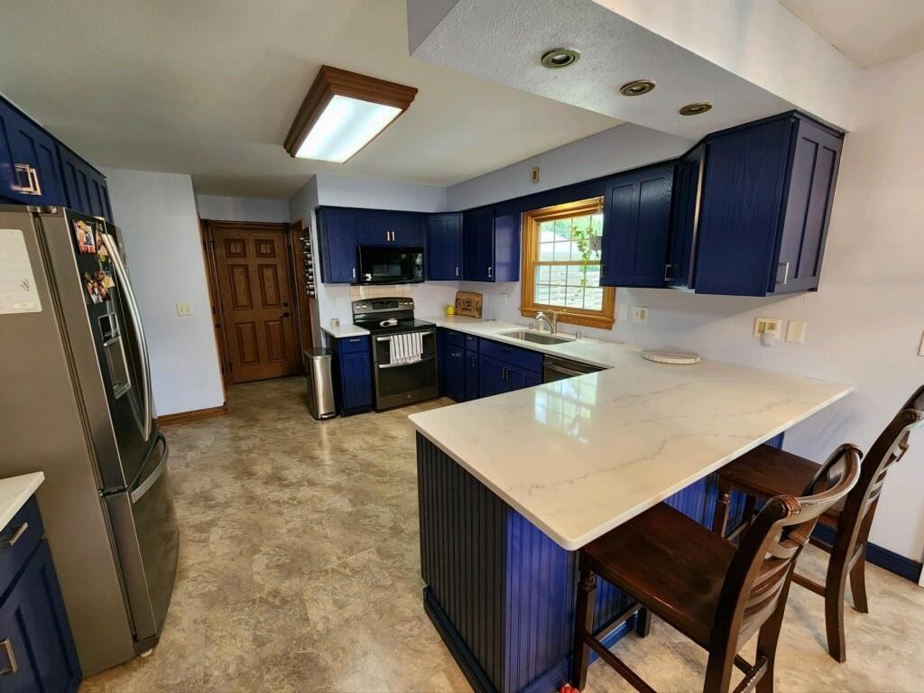 2941 Jupiter Ave - Photo 3 of 20