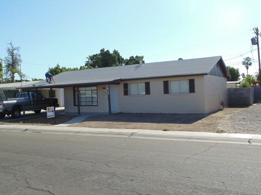 2675 S Nogales Ave - Photo 2 of 2