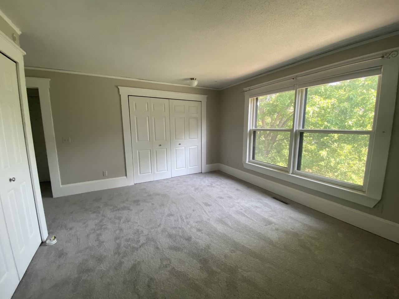 15550 26th Ave N #D - Photo 7 of 18