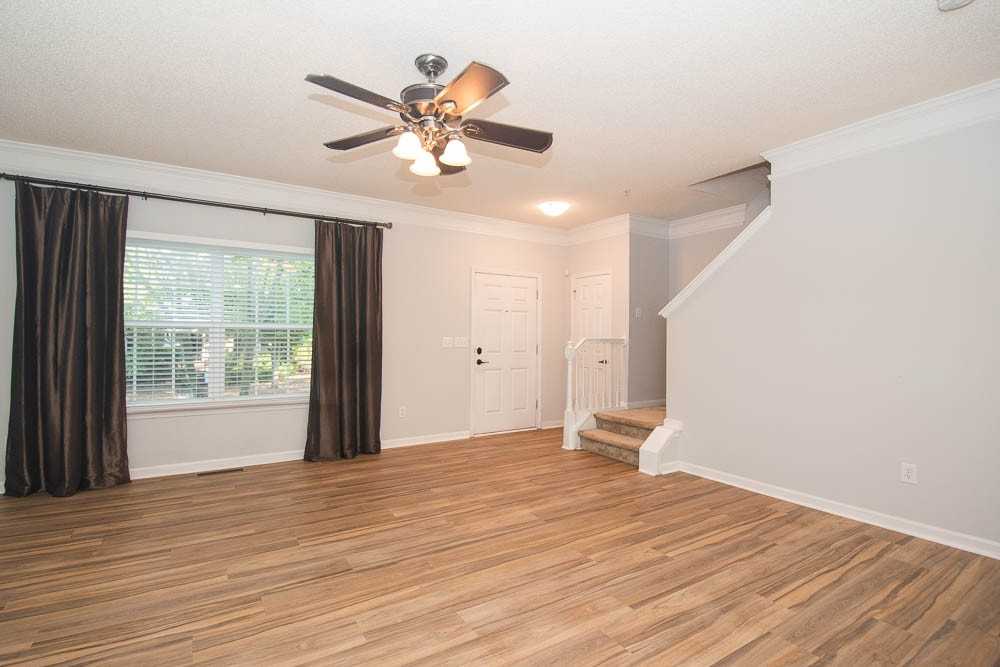 805 Society Ct - Photo 3 of 21