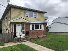 222 Staples St Apt 2nd #FL south, South Farmingdale, NY 11735