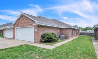 2407 N Glenwood Dr #1 - Photo 1 of 1