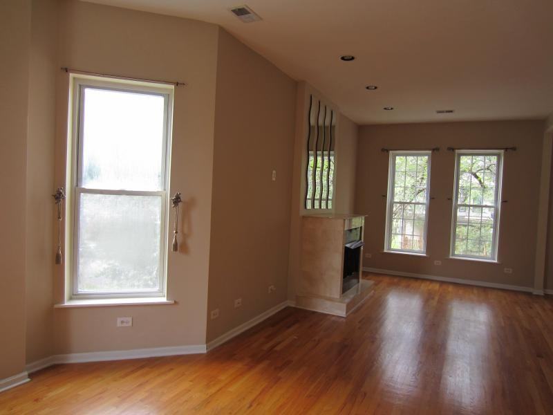 4321 S Ellis Ave ##2s - Photo 3 of 18