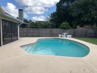 2617 Coventry Ln - Photo 2 of 16