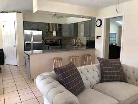 2617 Coventry Ln - Photo 3 of 16