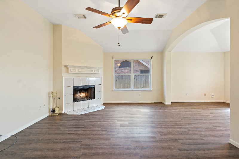 11214 Amaranth Ln - Photo 4 of 11