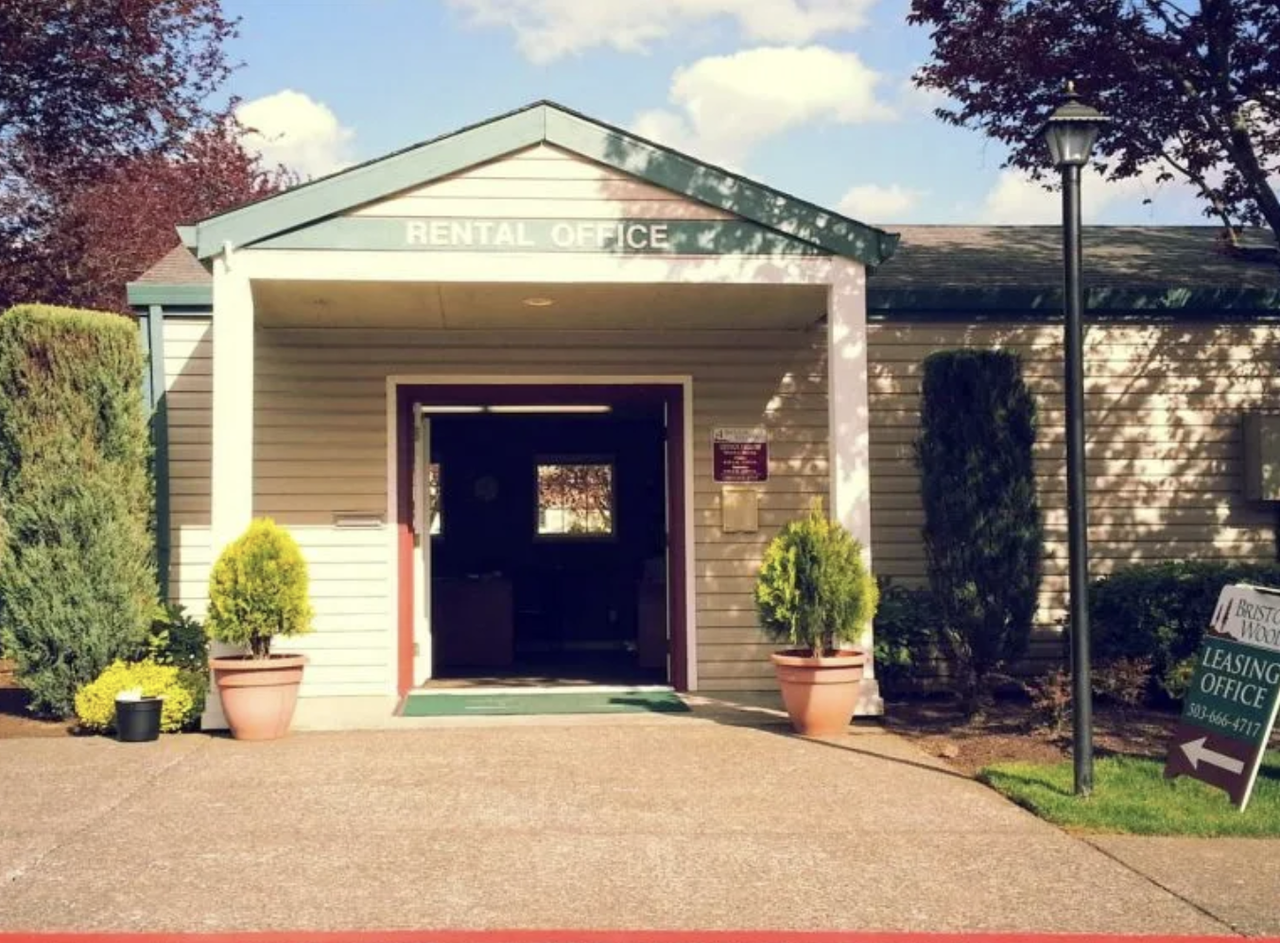 Bristol Woods Apartments 1201 Ne 8th St, Gresham, OR 97030 Zumper