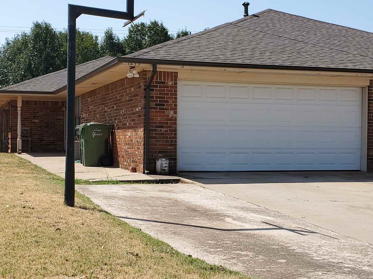 1215 Summerton Pl #NA - Photo 2 of 2