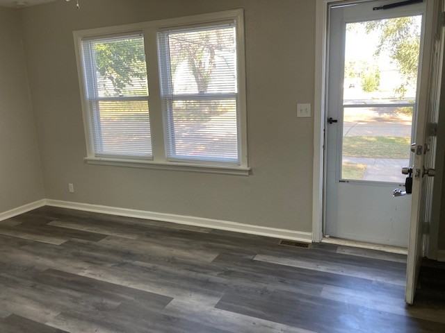 1017 South Elizabeth Street - Photo 3 of 17