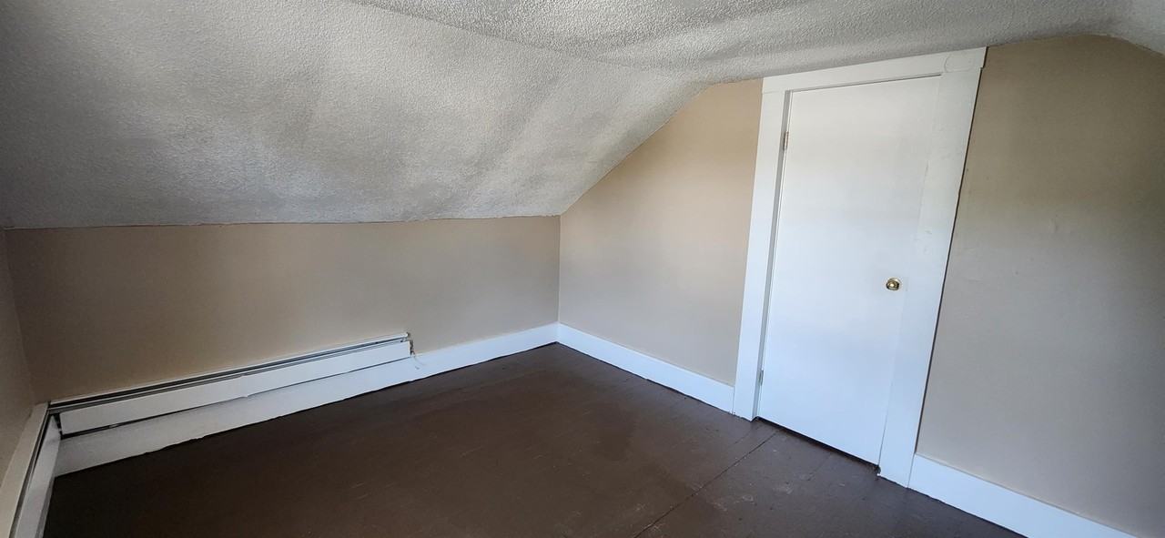 36 Maple Ave #36B - Photo 6 of 11