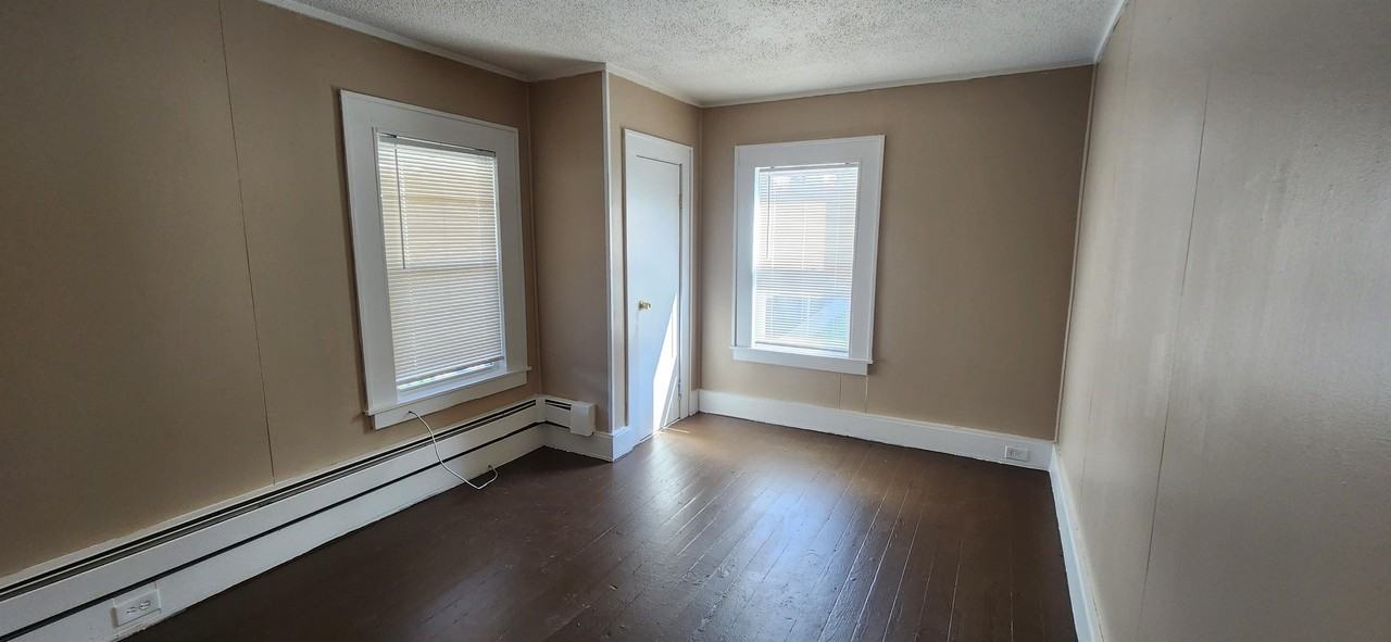 36 Maple Ave #36B - Photo 7 of 11