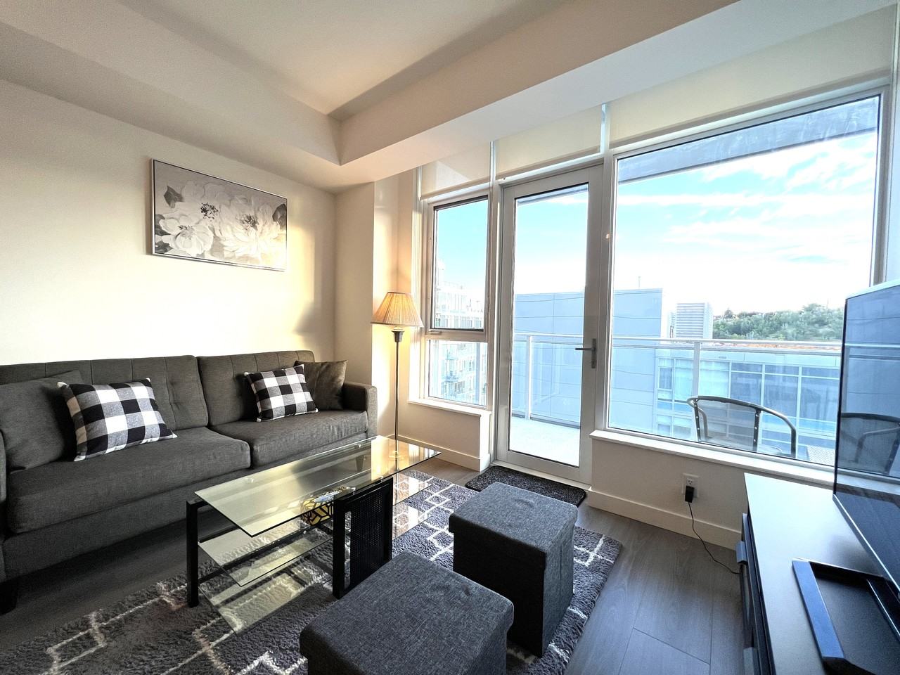 118 Waterfront Court Southwest - Photo 4 of 31