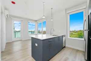 featured image of 670 N May St #2-2