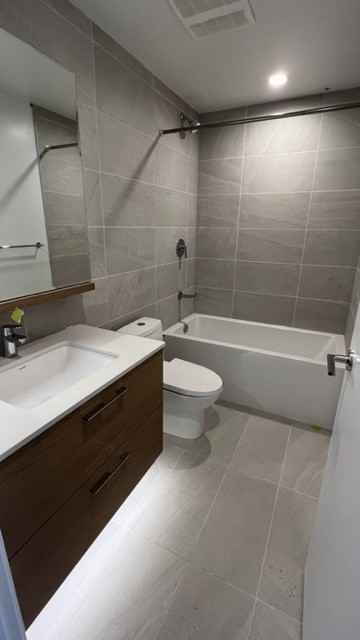 North North Madison Avenue #3406 - Photo 3 of 12