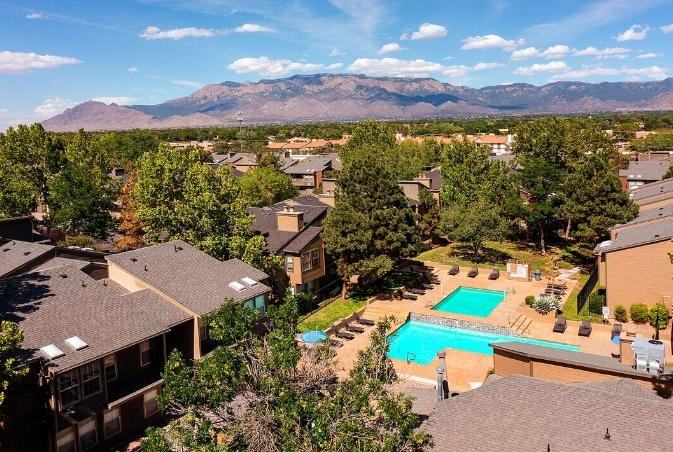 5800 Osuna Rd Ne - Photo 2 of 20