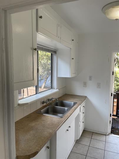 4164 Mississippi St - Photo 3 of 11