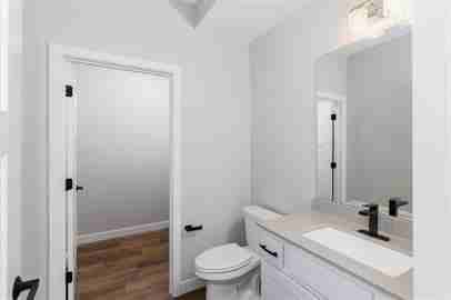 5800 Sandrock Dr - Photo 2 of 23