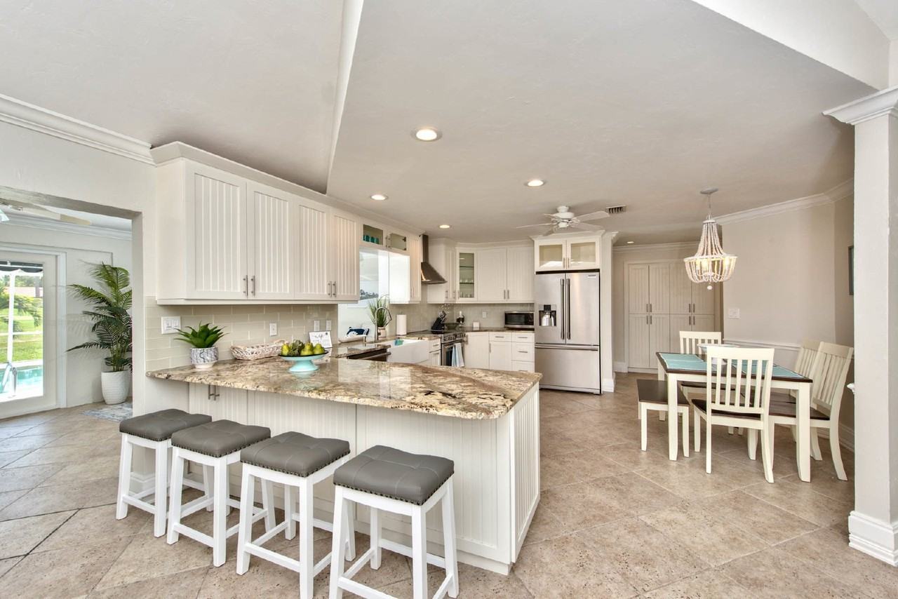 1614 Forest Lakes Boulevard - Photo 2 of 23