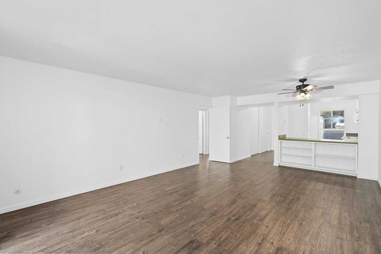 5700 Baltimore Dr #31