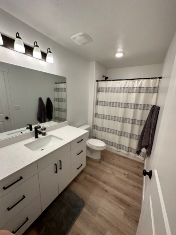 1027 Jaylee Dr #3 - Photo 4 of 10