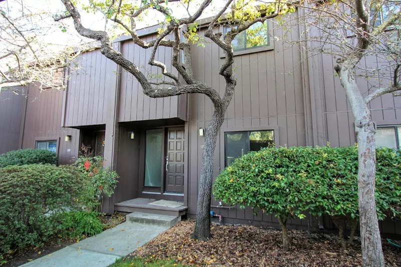 119 Shelter Lagoon Dr - Photo 2 of 13