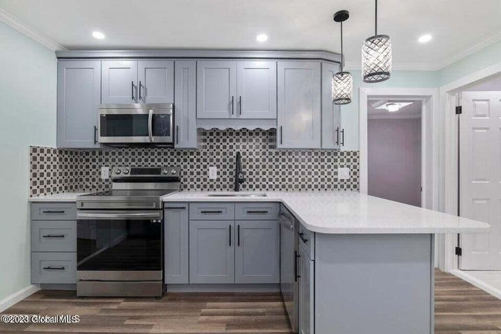 2413 Turner Ave #2 - Photo 2 of 4