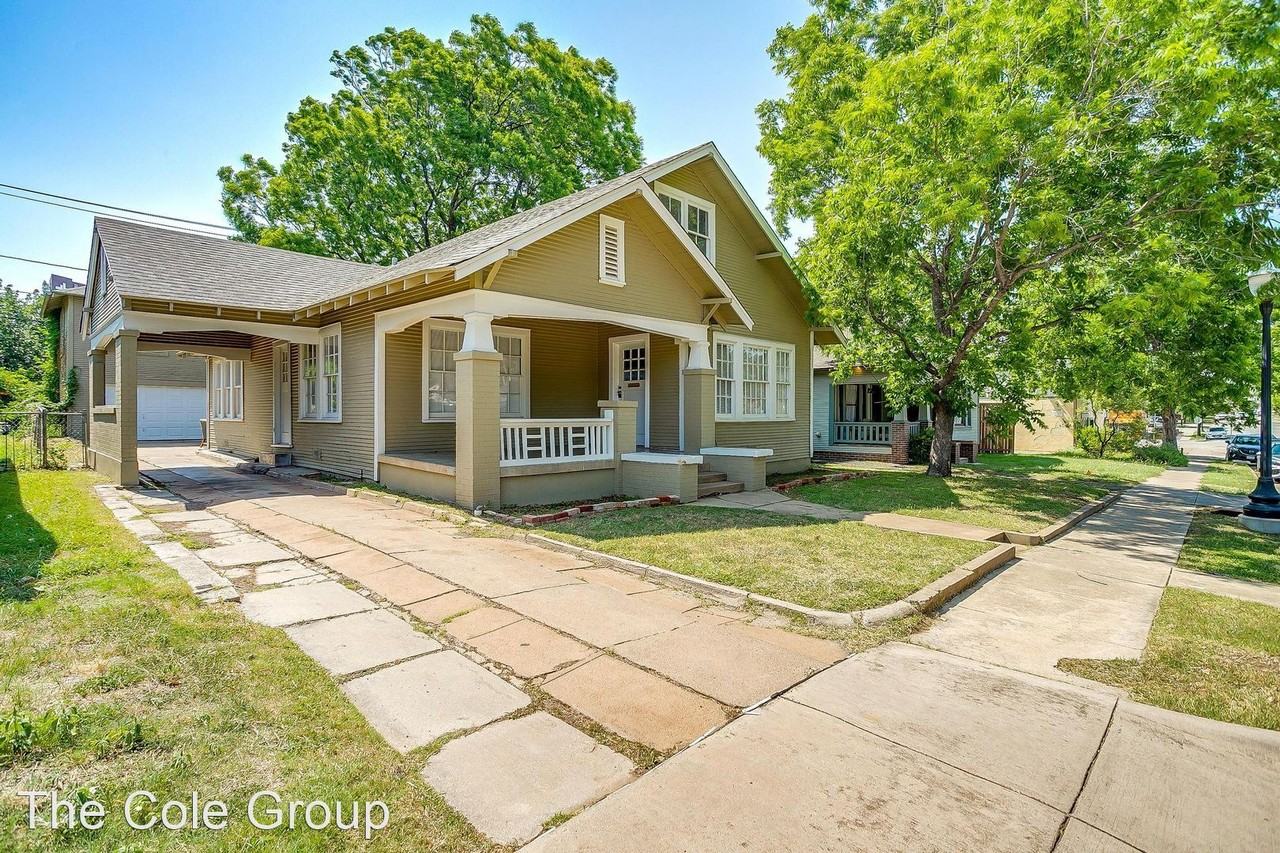 1316 7th Ave - Photo 3 of 50