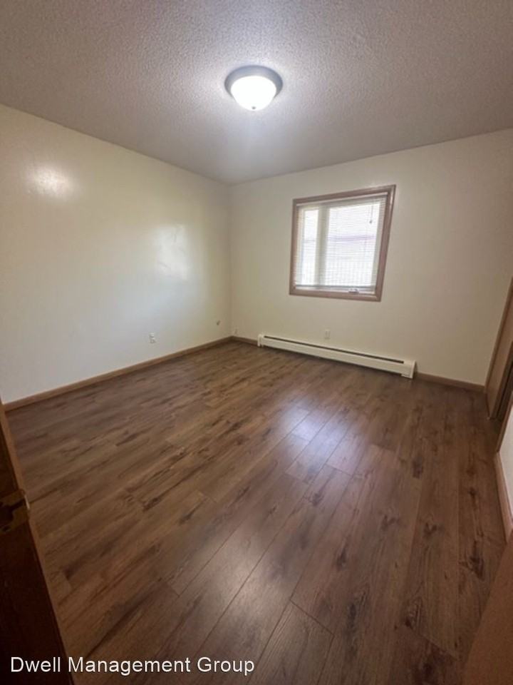 1329 6th Avenue Southeast - Photo 3 of 9