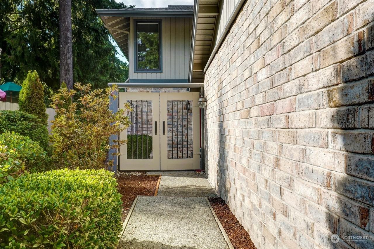 6520 Ne 171st Pl - Photo 2 of 36