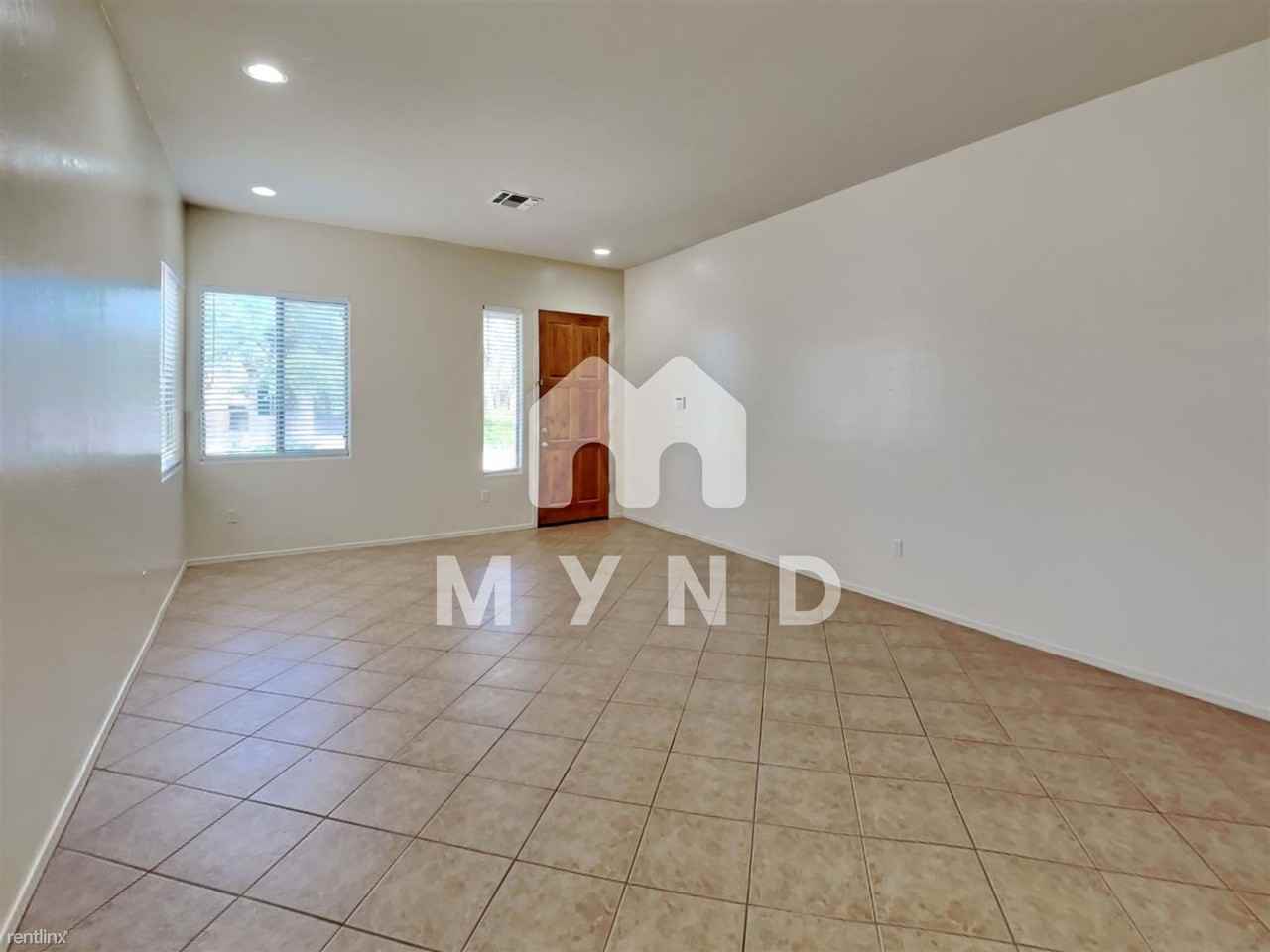 320 E Calle Minerva - Photo 3 of 20