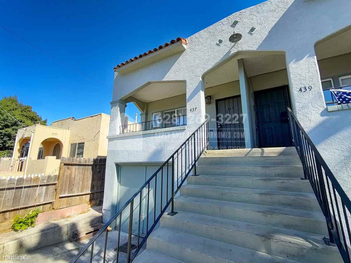 437 E 9th St - Photo 2 of 13