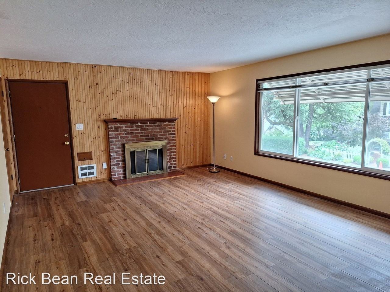 2741 Sw Troy St - Photo 2 of 19