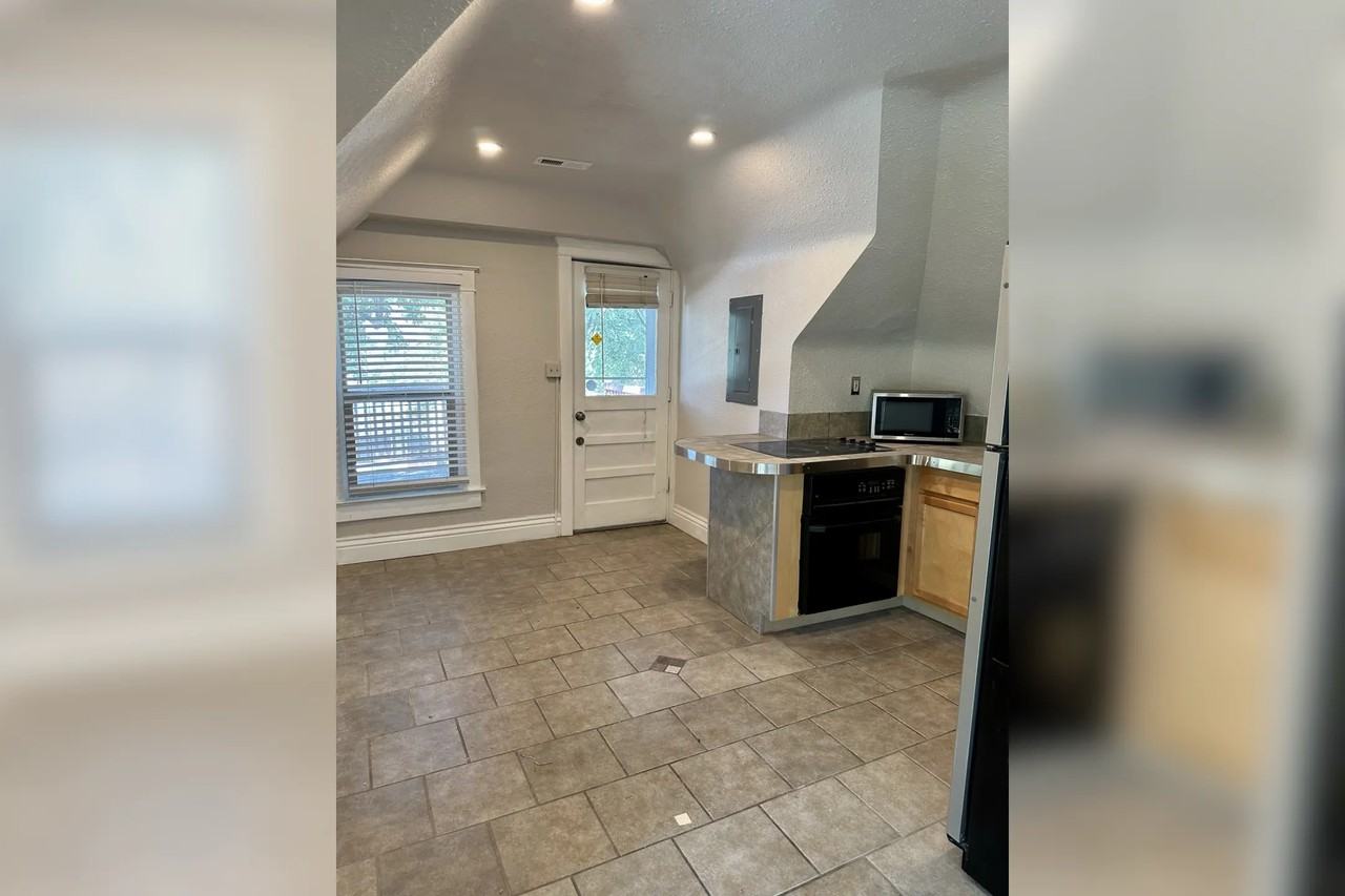 1145 E Dakota Ave - Photo 2 of 8