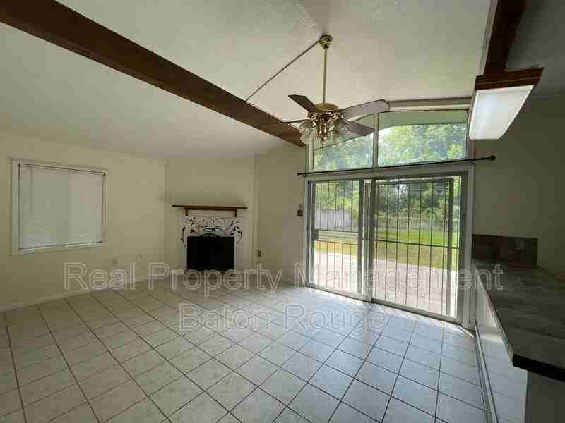 11520 Pamela Dr - Photo 3 of 18