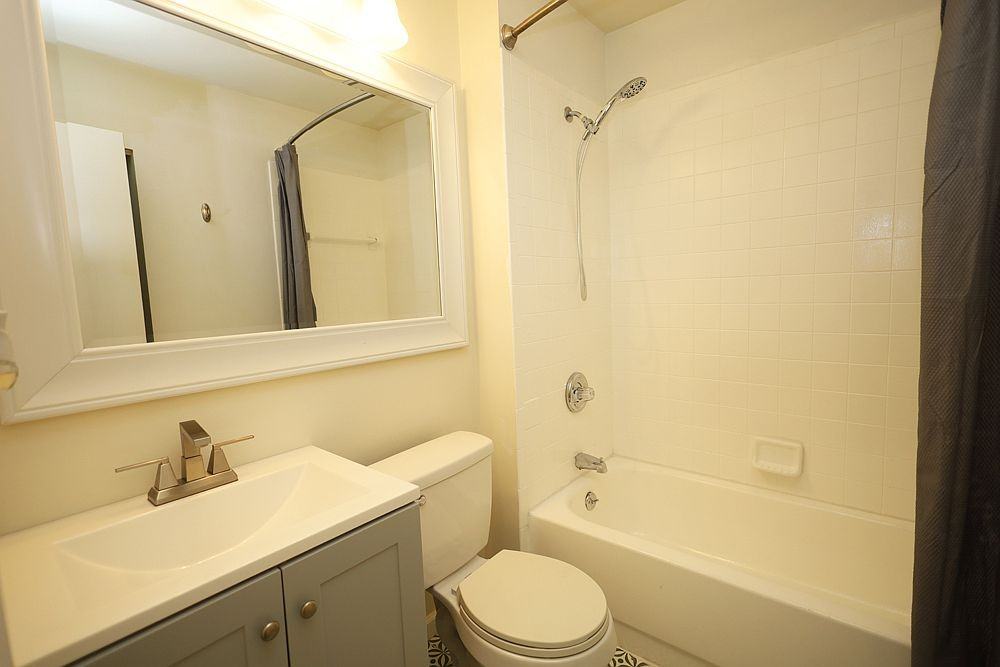 3368 Niagara Street - Photo 3 of 5