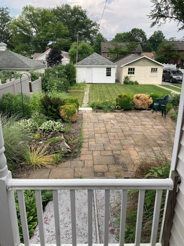 305 S Cedar St - Photo 3 of 29