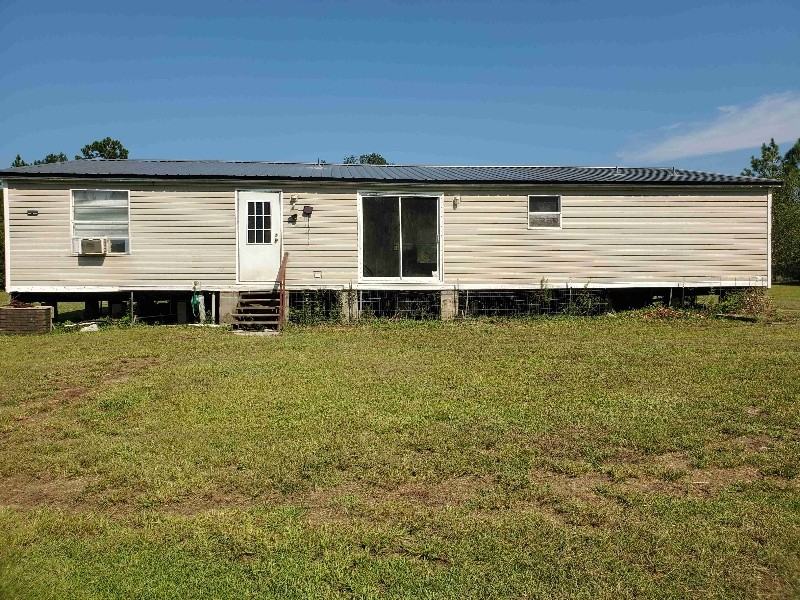 18911 Cc Rd - Photo 3 of 44