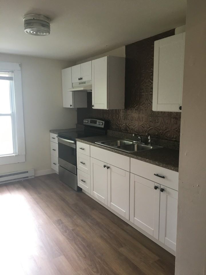 18 E Broome St #NA - Photo 3 of 7