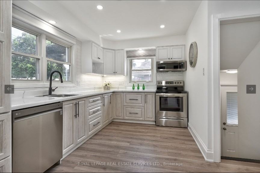 395 Mountain Crest Avenue - Photo 2 of 20