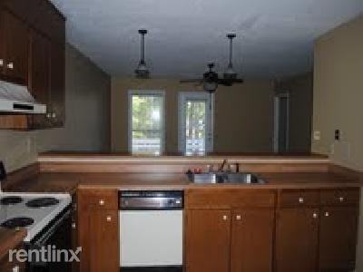 5736 Waters Edge Dr - Photo 3 of 18