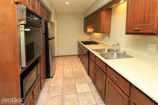 23197 Sunset Dr - Photo 2 of 10