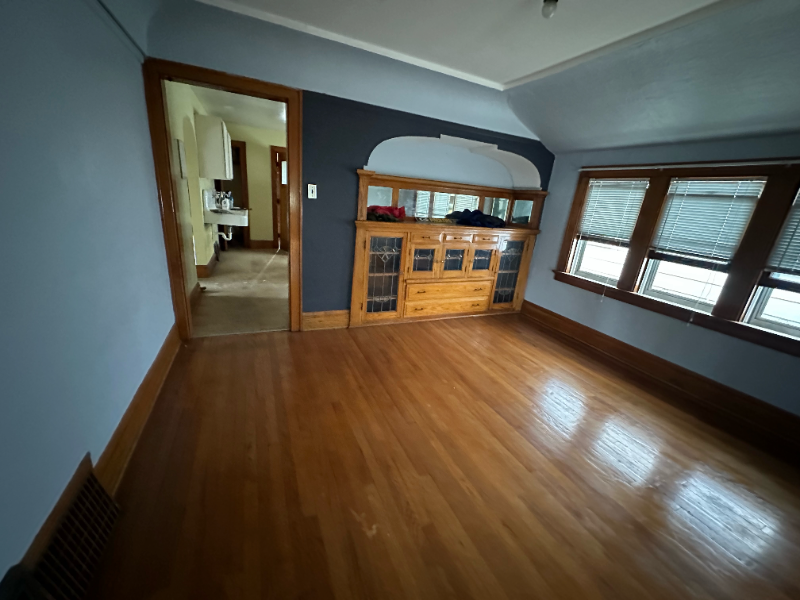 1312 S 73rd St - Photo 3 of 6