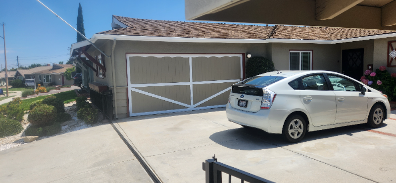 1166 Levinson St - Photo 2 of 3