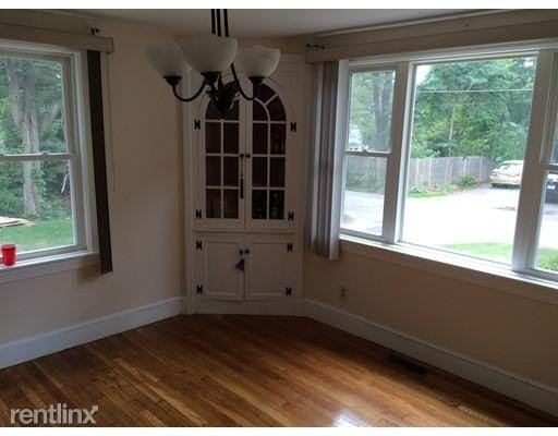 4 Highland Ave - Photo 3 of 10