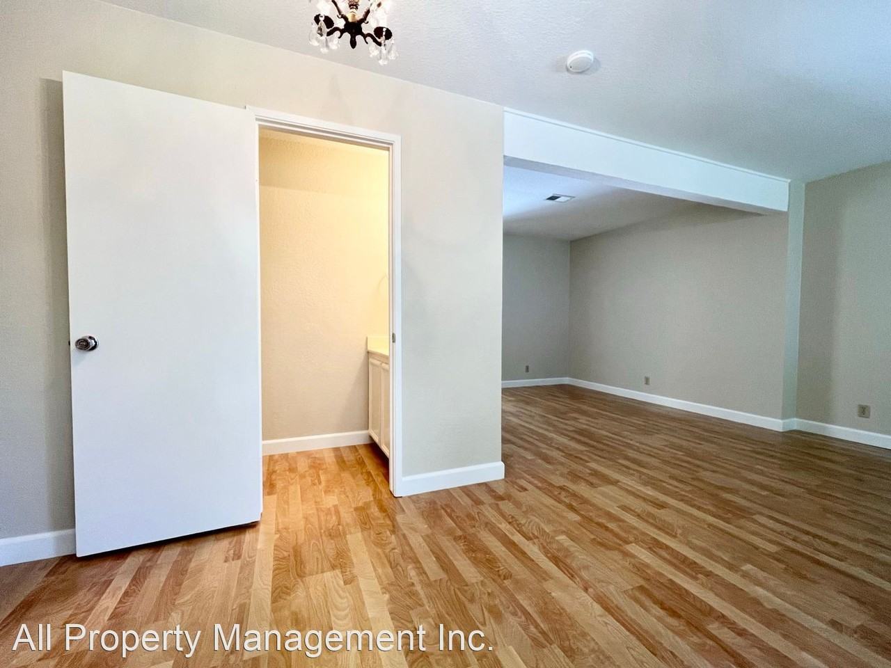 1294 Rosita Rd - Photo 3 of 44