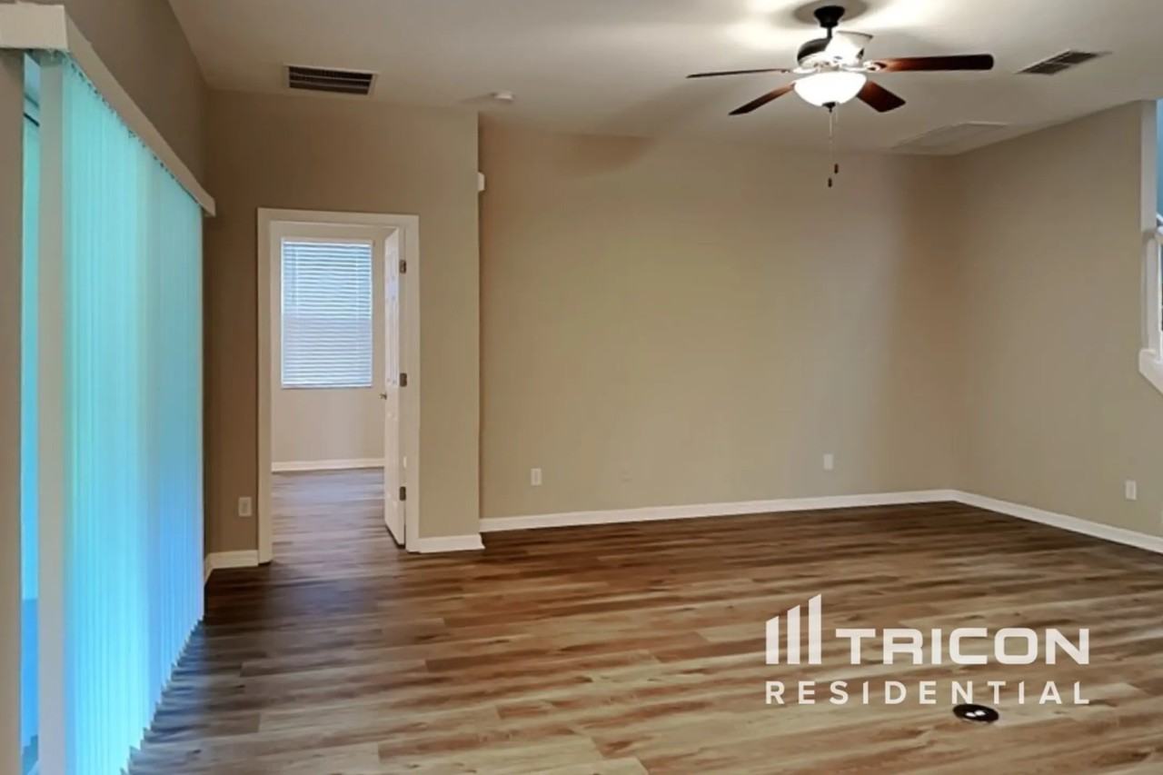 19322 Sunset Bay Dr - Photo 2 of 35