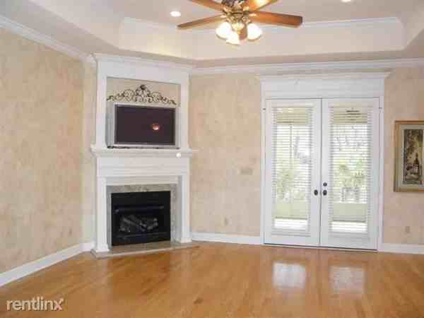 122 St Martinique Way - Photo 2 of 10